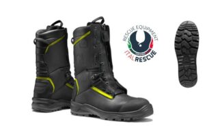 Safety footwear for firefighters